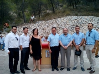 10-08-2015: El senador Dimas Cuevas, junto a los diputados provinciales Fermín Gómez y Óscar Tomás, y los alcaldes de Alborea y Casas de Ves, acudieron a las fiestas de Alcalá del Júcar. Arroparon al grupo municipal que encabeza Ángel Martínez.