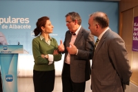 22-02-2013: La consejera de Fomento, Marta García de la Calzada, con el senador y alcalde de La Roda, Vicente Aroca, y el vicepresidente de la Diputación Provincial de Albacete y concejal de La Roda, Constantino Berruga.