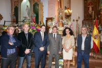 13-10-2012: El presidente del PP, Francisco Núñez, y la diputada provincial Carlota Romero, en las fiestas patronales de La Herrera, junto al alcalde Pablo Escobar.