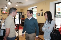 23-04-2015: Javier Cuenca visita el barrio Pajarita.