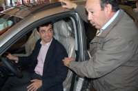 17-04-2015: El candidato del Partido Popular a la Alcaldía de Albacete, Javier Cuenca, ha visitado XV edición de la Feria del Automóvil nuevo y de ocasión “Ferimotor 2015”.