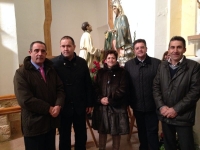 23-01-2014: Manuel Mínguez, alcalde de Hellín y vicepresidente provincial, Juan Antonio Moreno, concejal de Hellín, y Carmen Álvarez, alcaldesa de Letur y diputada provincial, han acompañado al Grupo Popular de Albatana en las Fiestas del municipio.