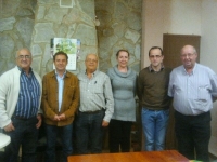 23-10-2012: El alcalde Ángel Salmerón ha sido elegido presidente del PP de Fuentealbilla, tras la reunión del comité local en el que estuvo presente el coordianador de Organización del Partido Popular, Antonio Martínez.