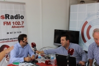 13-09-2013: Francisco Núñez en los micrófonos de Esradio, durante la Feria de Albacete.