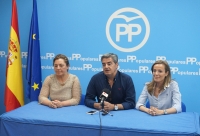 10-06-2016: Carmen Navarro ofreció detalles de la campaña electoral del 26-J en la sede del PP de Almansa.