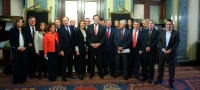 11-02-2016: Los senadores del PP-CLM, junto a Rajoy y María Dolores Cospedal.