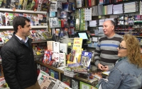 15-04-2015: Javier Cuenca visita el barrio Carretas.