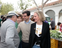 21-04-2015: Javier Cuenca y Carmen Casero visitan Los Invasores.