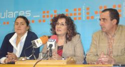 Cesárea Arnedo, Carmen Riolobos y Manuel Mínguez.