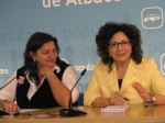 Carmen Riolobos y Cesárea Arnedo, en la sede provincial.