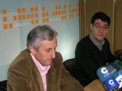 Sixto GonzÃ¡lez y Alvaro Nadal, en la sede del PP de Albacete.