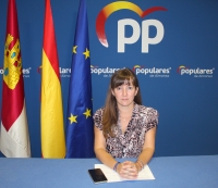 Tania Andicoberry, en la sede del PP de Almansa.