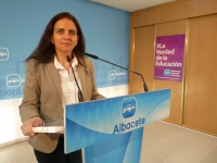 Belén Torres en rueda de prensa.