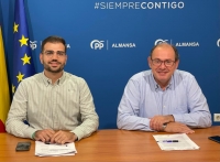 Benjamín Calero y Javier Sánchez, en rueda de prensa.
