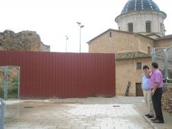 JosÃ© Miguel MollÃ¡ y Antonio Serrano, en el casco antiguo de Caudete.