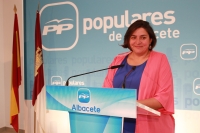 Cesárea Arnedo en rueda de prensa.