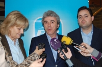 Leandro Esteban, Francisco Núñez y Carmen Bayod compareciendo antes los medios antes de la clausura de la Intermunicipal.