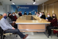 El vicesecretario de Política Social del Partido Popular de Castilla-La Mancha, José Antonio Martín-Buro, durante la reunión mantenida con miembros de las Vicesecretarías de Social y de Calidad de Vida y de Albacete Capital del PP albaceteño