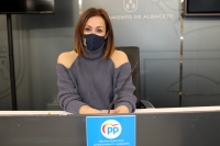 Rosa González de la Aleja, concejal del Grupo Popular en el Ayuntamiento de Albacete