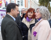 Manuel Serrano durante su asistencia al acto celebrado en Albacete con motivo del Día Internacional de la Eliminación de la Violencia contra la Mujer 