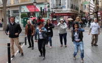 Javer Cuenca participa en un flashmob con la Asociación del Parkinson.