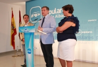 Francisco Cañizares, Cesárea Arnedo y Antonio Martínez en rueda de prensa.