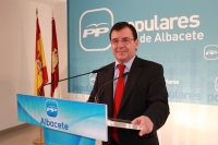 Francisco Molinero en rueda de prensa.