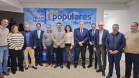 Reunión de cargos públicos del PP en la sede de Hellín.