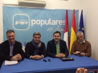 Reunión del PP en Almansa.