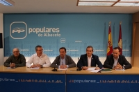 Alcaldes del Partido Popular afectados por la supresión del programa cultural de otoño.