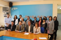 Núñez, con la junta local del PP de Hellín.