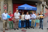 Mesa informativa del PP en las cuatro esquinas de Albacete.