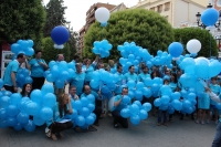 La 'marea azul' del PP pasó por la Plaza del Altozano.