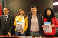 Valentín Bueno, Ángeles Martínez, Antonio Serrano y Nagore Sánchez, en la presentación de la moción del Grupo Popular de la Diputación de Albacete.