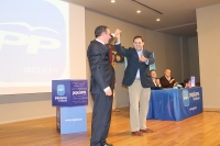 Manuel Mínguez y Francisco Núñez, en el congreso del PP de Hellín.