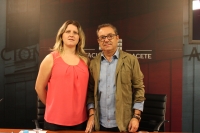 Lourdes López y Antonio Martínez, en rueda de prensa.