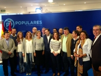 Parlamentarios del PP de Albacete, con María Dolores Cospedal.