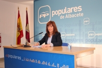 La diputada Irene Moreno en rueda de prensa.