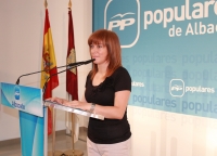 Irene Moreno en rueda de prensa.