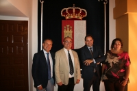 Diputados del Grupo Parlamentario Popular, junto al alcalde Pío Bernabéu.