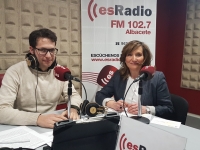 La candidata del PP Rosario Rodríguez, en los micrófonos de Esradio.