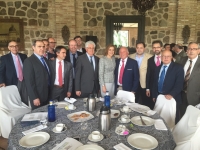 Cospedal y Francisco Núñez, con empresarios de la provincia de Albacete.