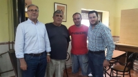 Con concejales de Villavaliente.